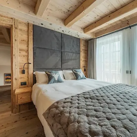 Family Home By Iza
